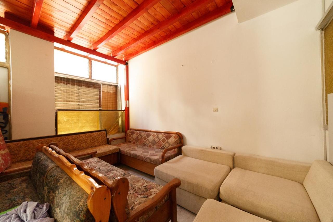 Deligianni&Notara St Guest House Atene Esterno foto
